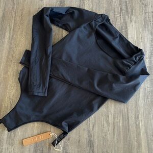 New Skims Bodysuit S/M